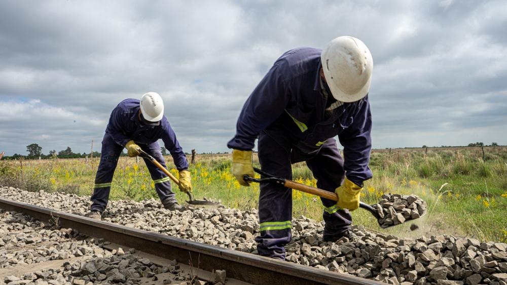 Inversión en infraestructura beneficia a los trenes de carga en Córdoba