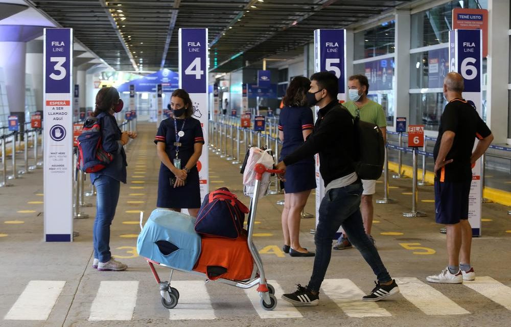 Apertura: en noviembre arribaron al país entre 5.000 y 8.000 pasajeros diarios