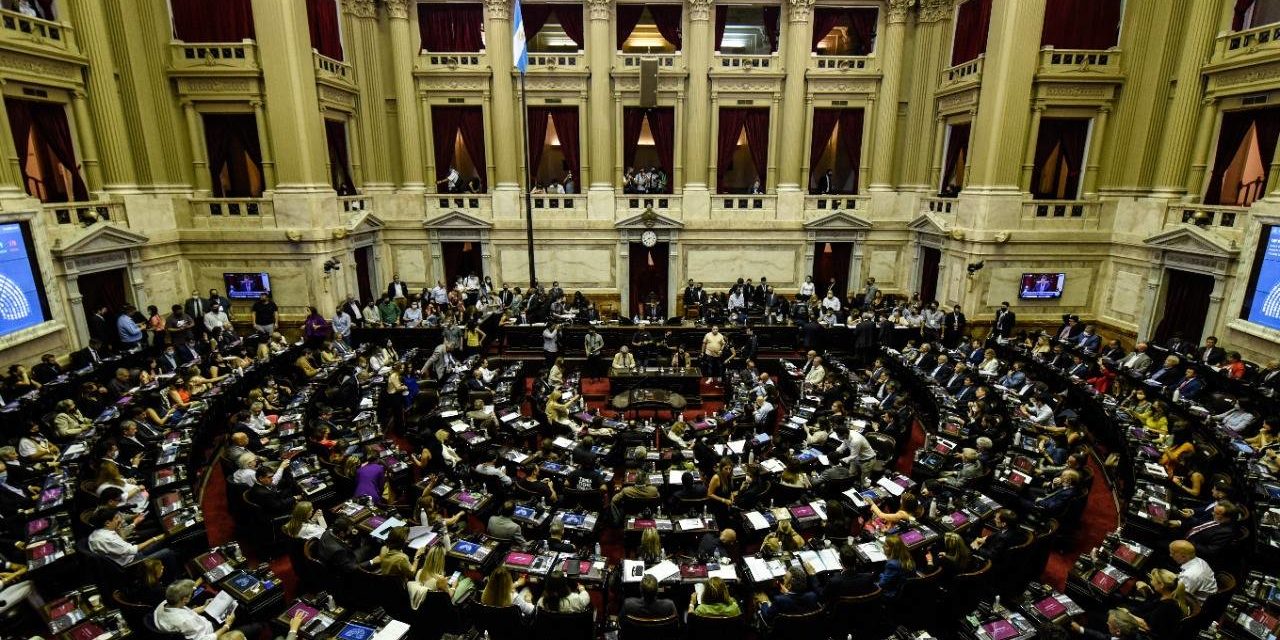Congreso: el peronismo retuvo poder y la oposición se reparte entre LLA y JXC
