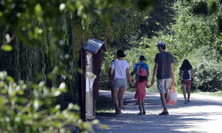 Casi 5 millones de turistas viajaron por el país y gastaron más de $45 millones