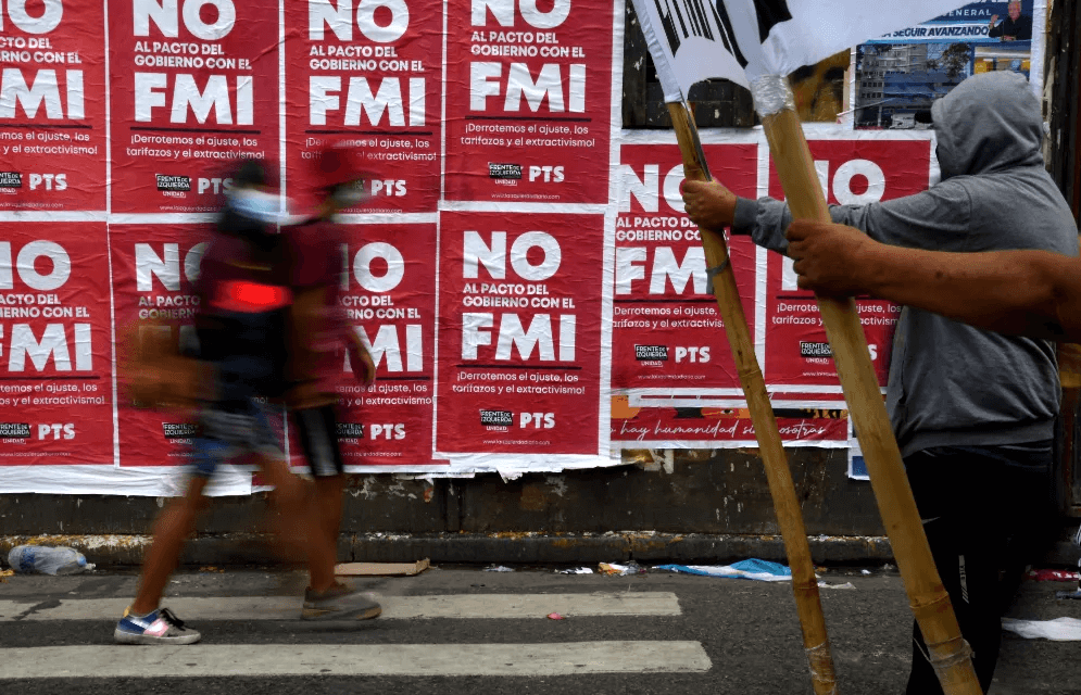 Inicia debate en comisión del proyecto para pagar deuda con capital fugado