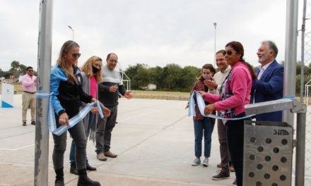 La Carlota: se inauguró el playón del Polideportivo Municipal Dr. Guillermo Petrone