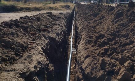 Huinca Renancó: Avanza la red de agua potable y corriente en barrio Norte