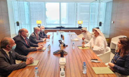 Schiaretti y Perotti se reunieron con miembros de Al Dahra Agriculture Company