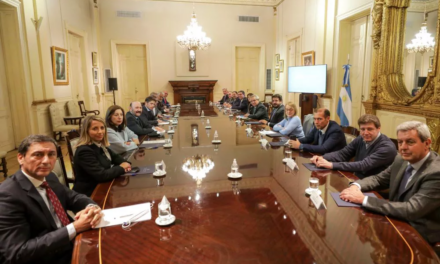Fernández presentó a gobernadores el proyecto de una Corte con 25 miembros