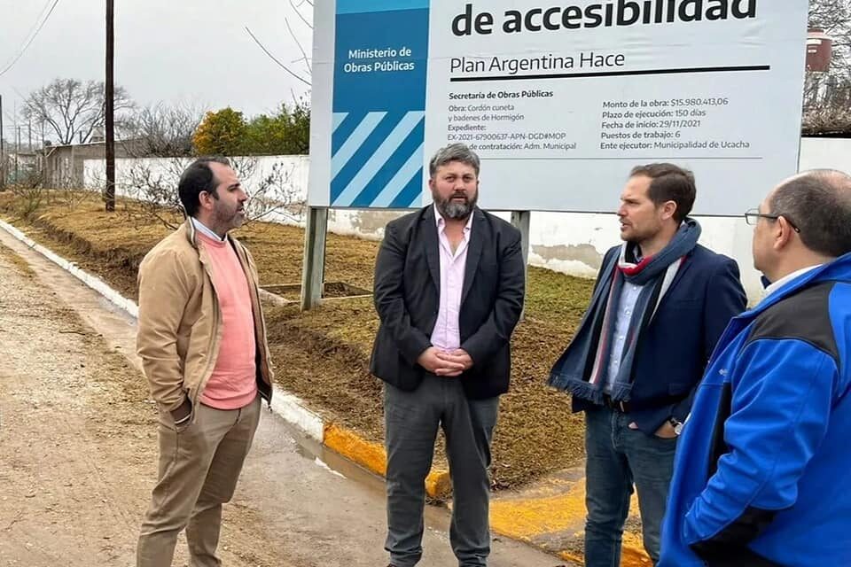 Ucacha: se inauguraron 10 cuadras de cordón cuneta y badenes