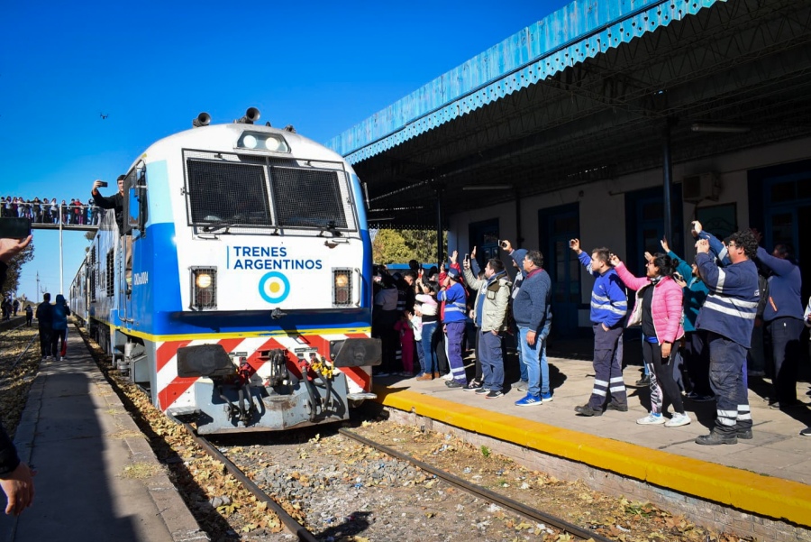 Vuelve el Tren de Pasajeros a Laboulaye, Vicuña Mackenna y General Levalle