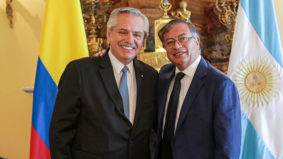 Fernández llamó a fortalecer “la integración latinoamericana” durante la asunción de Petro