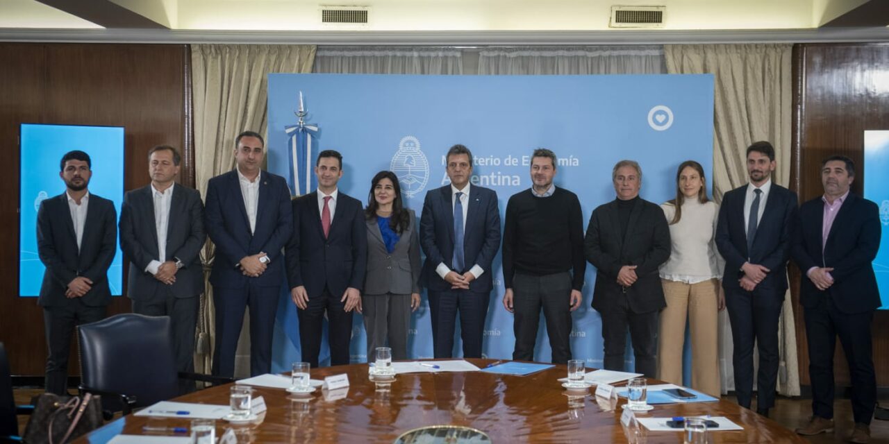 Massa y Lammens acordaron precios con las cámaras prestadoras para lanzar el PreViaje