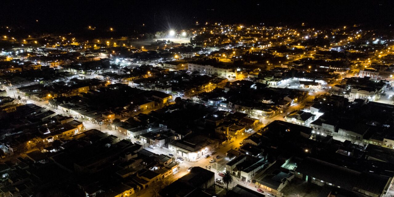 Villa Huidobro: nuevas 100 luminarias led para la localidad