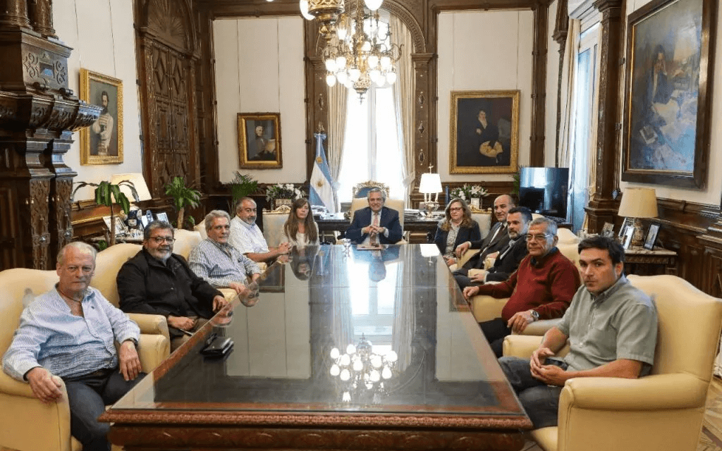 Con las paritarias sobre la mesa, Alberto Fernández recibió a la CGT en Olivos