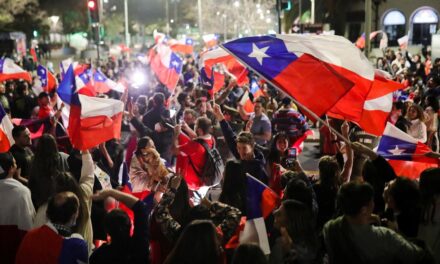 Chile rechazó la nueva Constitución y seguirá vigente la de Pinochet