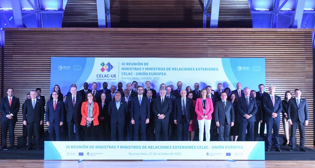 La Celac y la UE afianzan el «diálogo político birregional» con una «agenda progresista»