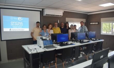 Coronel Moldes: se inauguró una sala de informática en el Polo Educativo René Favaloro