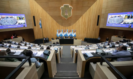 El proyecto de Presupuesto provincial 2023 obtuvo su primera aprobación