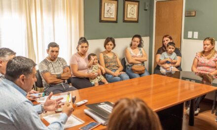 Viviendas Semillas: Quiroga se reunió con los beneficiarios