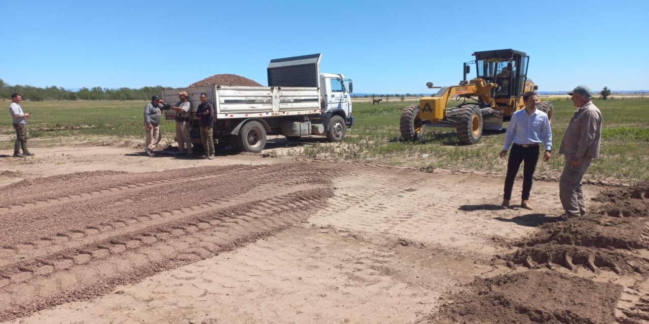 Los Cóndores: comenzó la construcción de 20 viviendas semilla