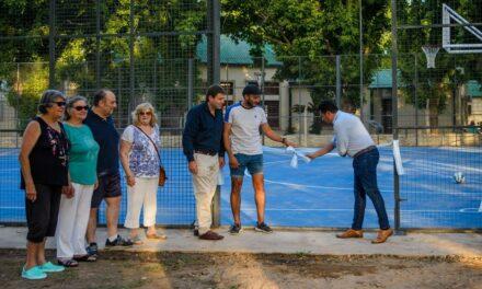 Se inauguró un Playón Deportivo y Gimnasio al aire libre en Arias