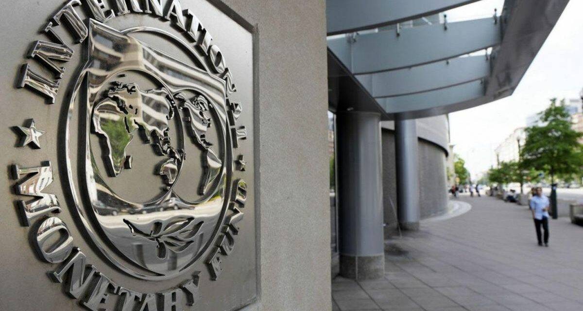 Argentina le paga al FMI U$S2.500 millones a la espera de la aprobación de la tercera revisión