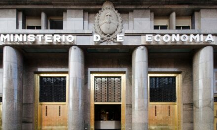 Economía logró canjear deuda por casi $3 billones de pesos