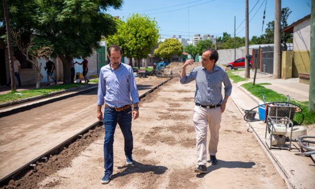 Rio Cuarto: avanzan las obras de pavimentación en barrio Lomitas de Oro