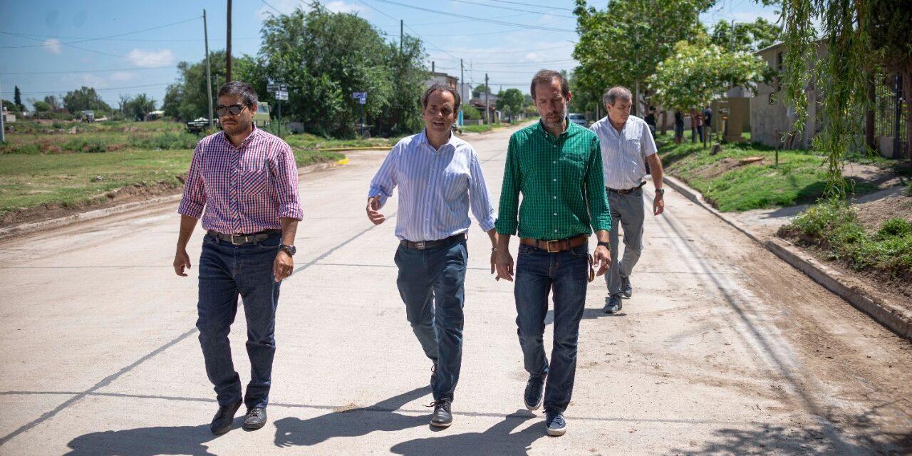 Río Cuarto: Llamosas habilitó la obra de pavimentación en calle Dinkeldein norte