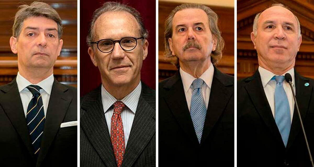 Comienza el proceso de juicio político a los miembros de la Corte Suprema