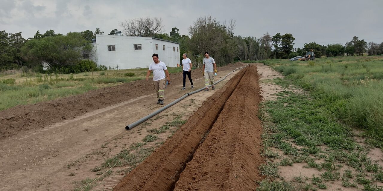 Las Varillas: Con una inversión de más de $2 millones avanza la obra de red de agua potable