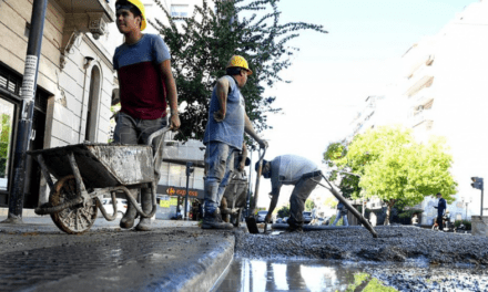 El índice de salarios registró un incrementó de 90,4% en 2022