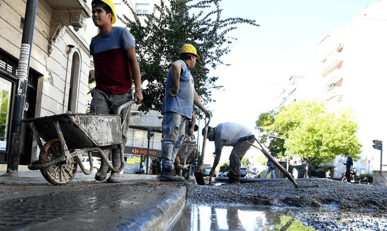 El índice de salarios registró un incrementó de 90,4% en 2022