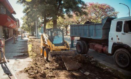 Río Tercero: comenzó la reconstrucción de la bicisenda de Avenida Savio