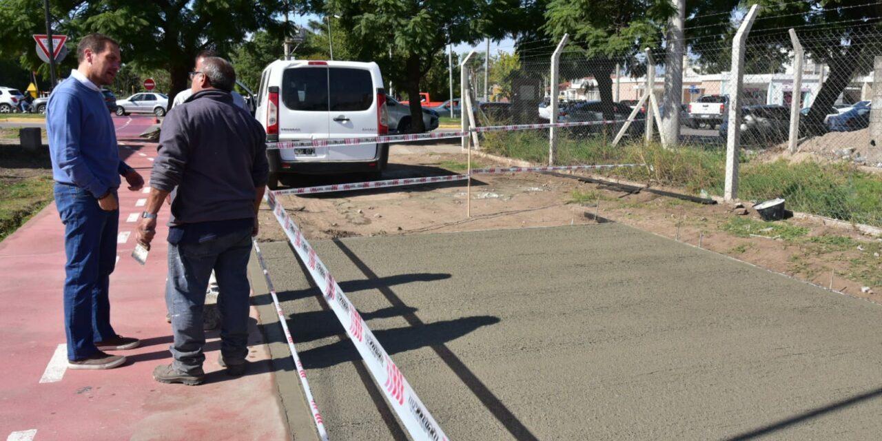 Villa María: Gill supervisó la obra de ciclovías en la ciudad