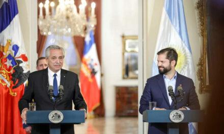 Fernández anunció en Chile que Argentina “formalizó” su ingreso a la Unasur