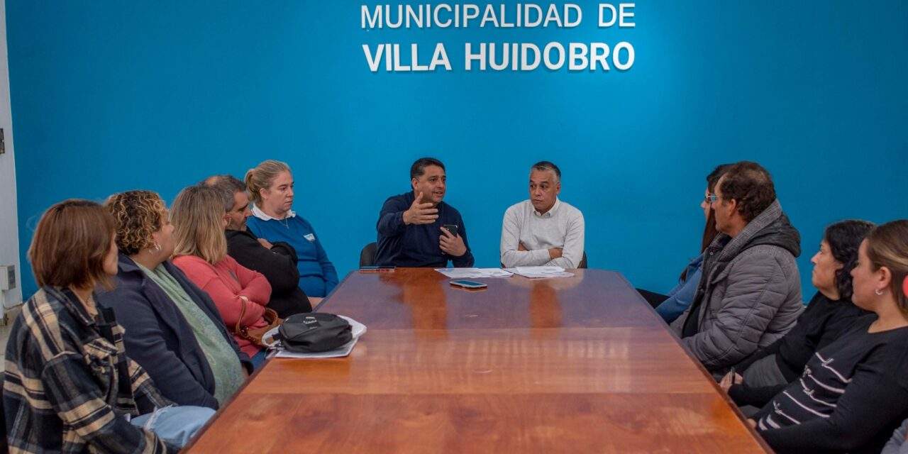 Villa Huidobro: Quiroga se reunió con los beneficiarios del Programa «Vivienda Semilla»