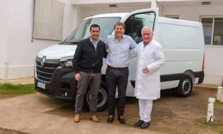 Arias: nueva ambulancia para el Hospital Municipal