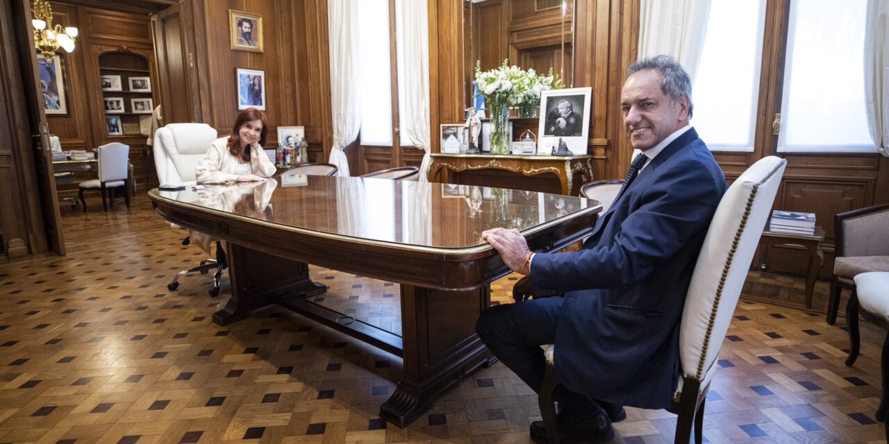 Cristina recibió a Scioli: «A seguir trabajando, que es lo que hay que hacer»