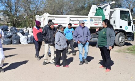 Villa María-Villa Nueva: Capacitan a recuperadores urbanos en tratamiento de residuos, higiene y seguridad