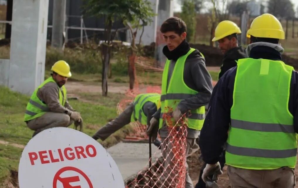 San Basilio: Avanzan las obras de cordón cuneta en el sector norte