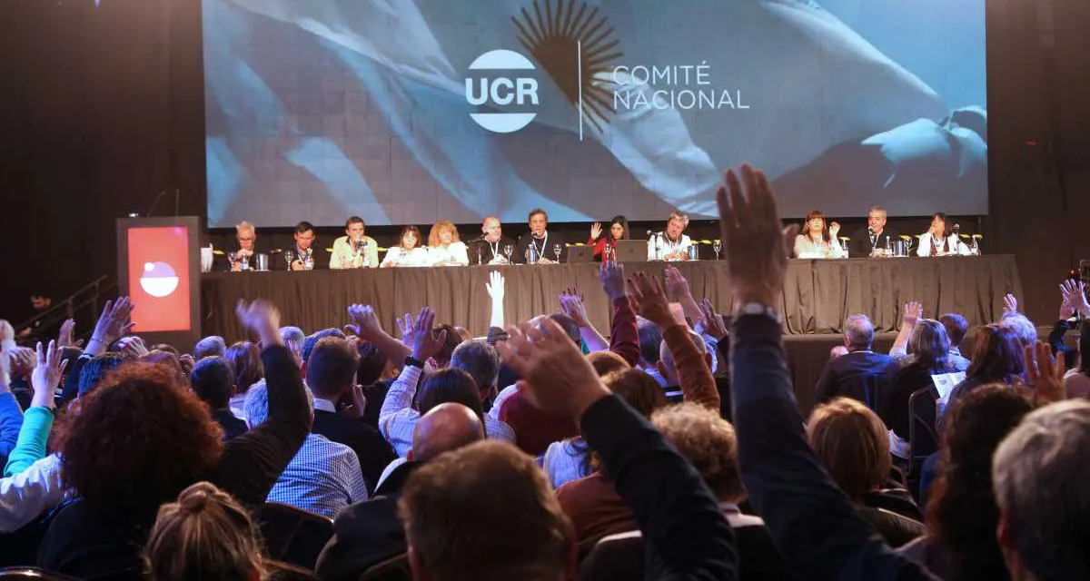 UCR ratificó su pertenencia a Juntos por el Cambio en su Convención Nacional