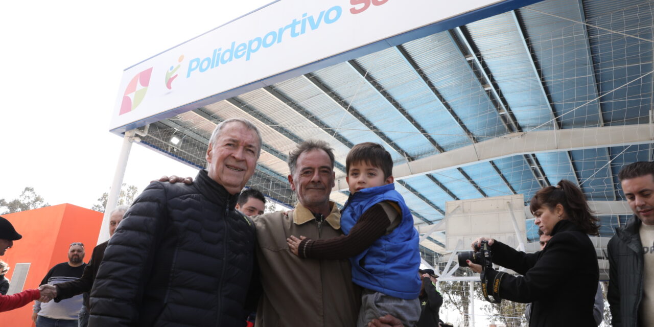 Schiaretti recorrió el nuevo Polideportivo Social en Río Tercero