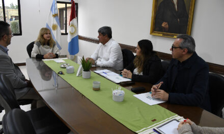 UNRC: el intendente Roberto Casari fue recibido por la rectora Rovera