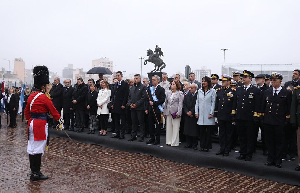 La Provincia conmemoró el 207° aniversario de la Declaración de la Independencia Nacional