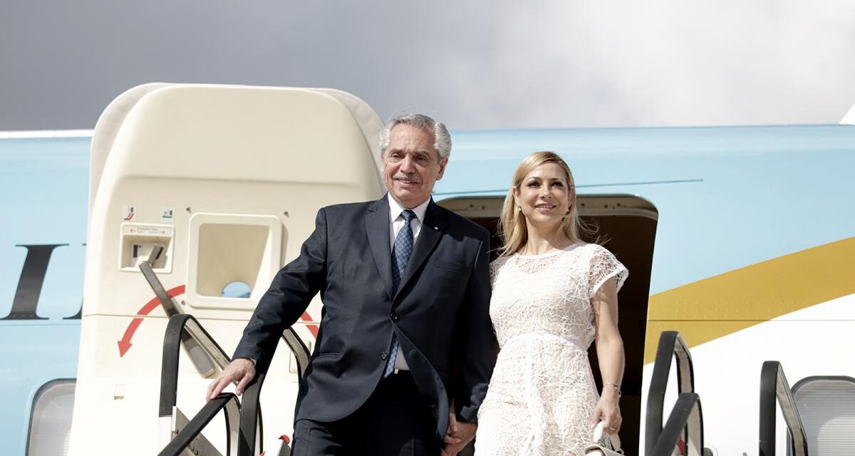 El Presidente llegó a Bruselas para la cumbre entre la Unión Europea y la Celac