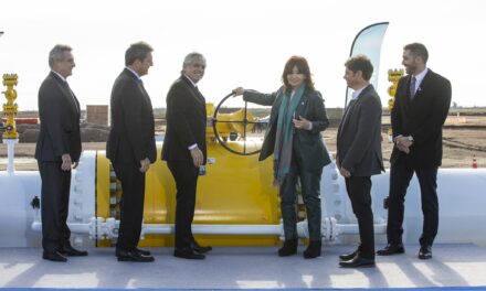 El Gobierno inauguró el gasoducto Néstor Kirchner con llamado a “unidad” y reconocimiento de la gestión