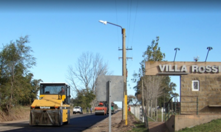 Villa Rossi: avanza la recuperación del pórtico de ingreso de la localidad