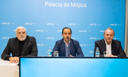 Llamosas anunció las modificaciones en el Gabinete Municipal