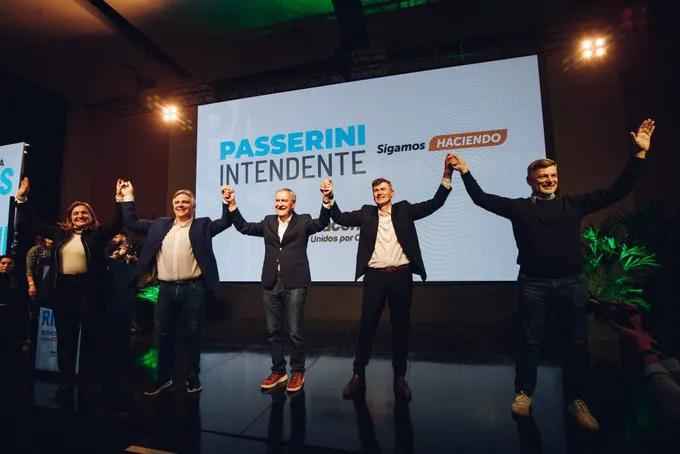 Passerini lanzó su candidatura a intendente junto a Llaryora y Schiaretti