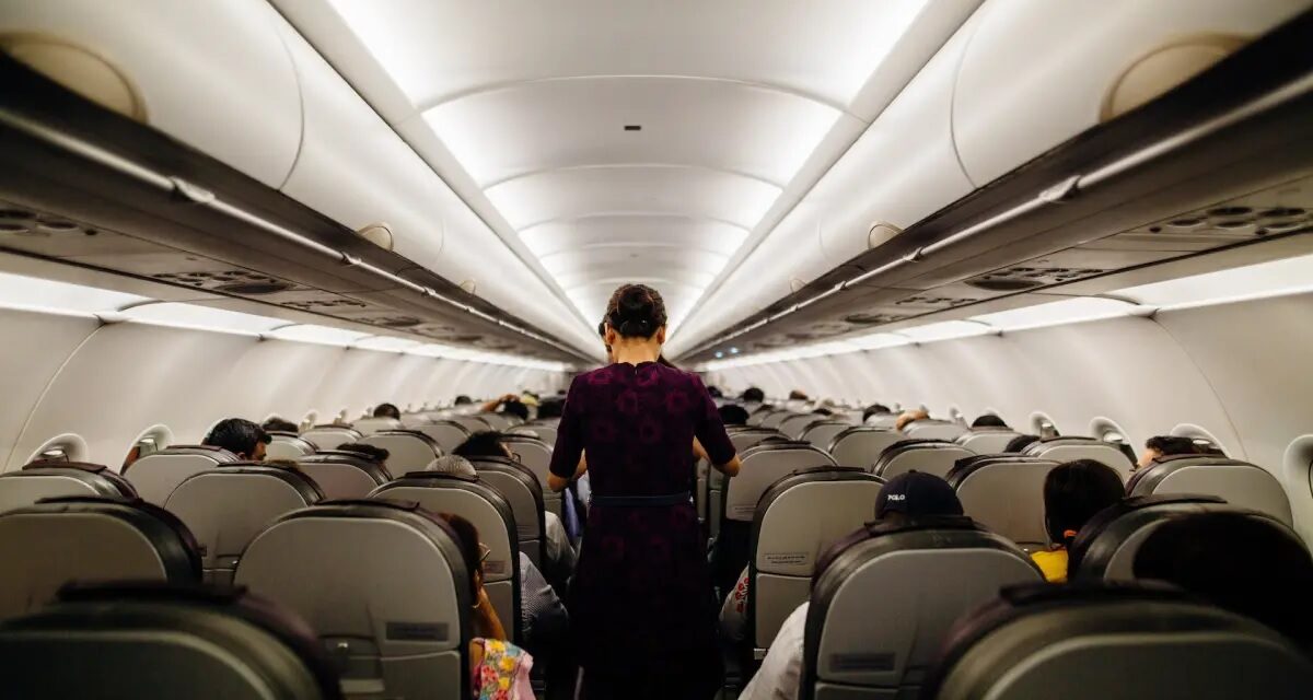 Transporte aéreo: más de 2,2 millones de pasajeros viajaron en avión en junio