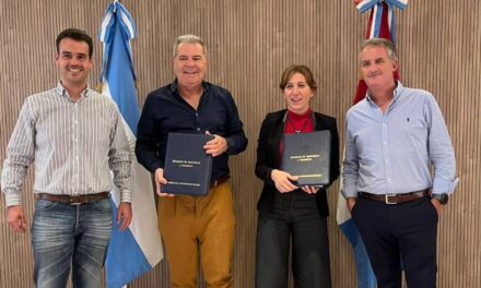 Córdoba: Busso y Jure firmaron convenio para asistencia a productores ganaderos