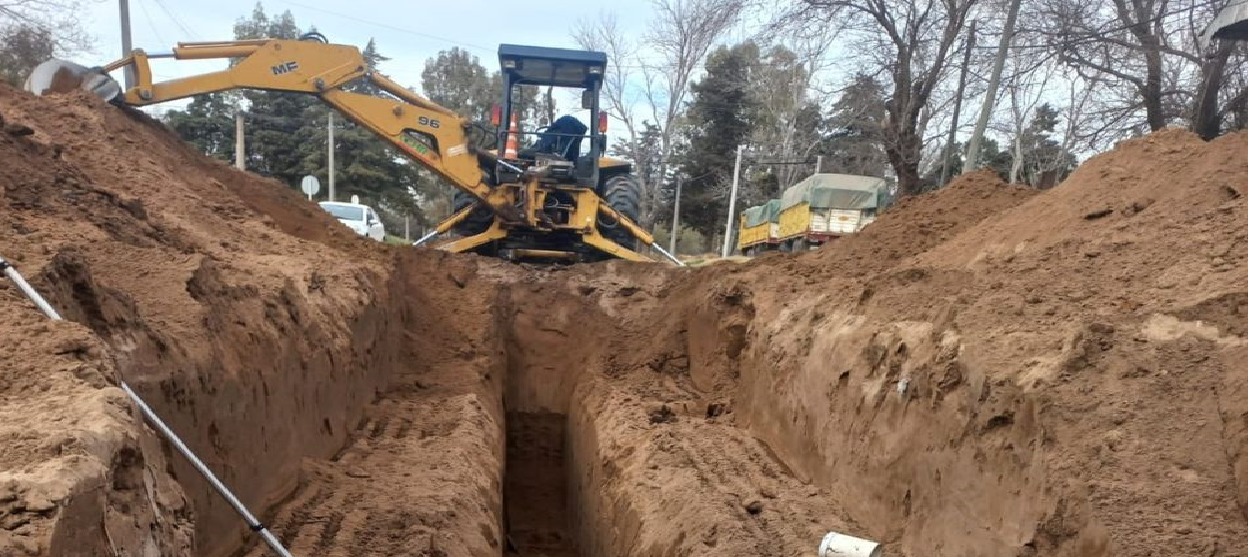 Huinca Renancó: avanza la obra de cloacas en el sector noroeste